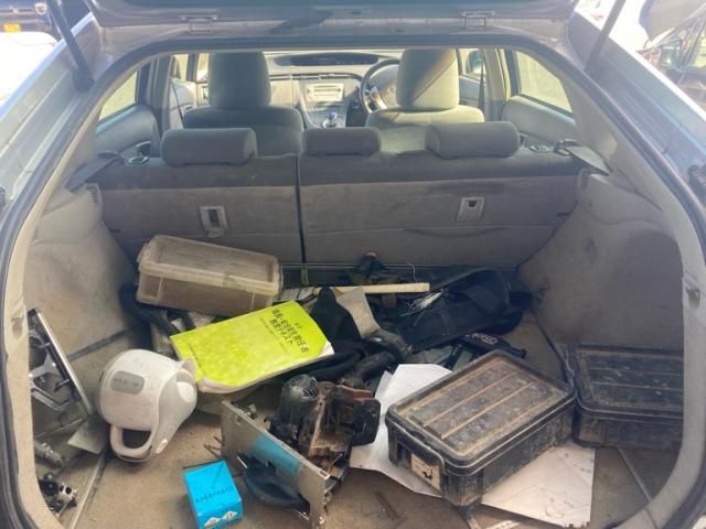 TOYOTA PRIUS 2010 Image 31