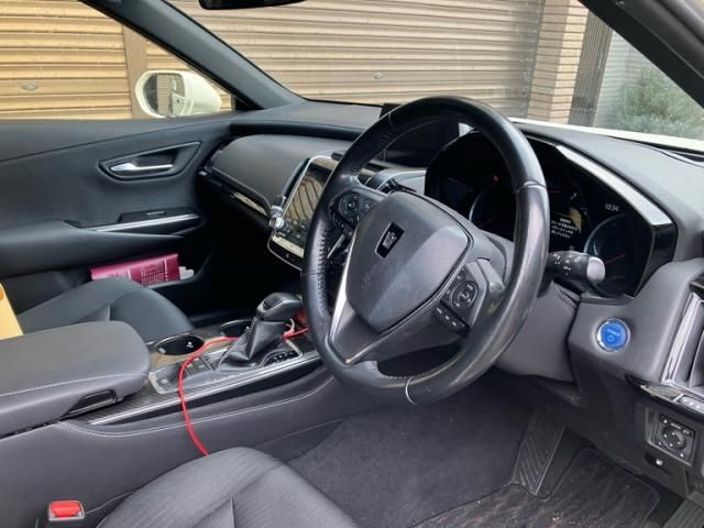 TOYOTA CROWN SEDAN HYBRID 2019 Image 31