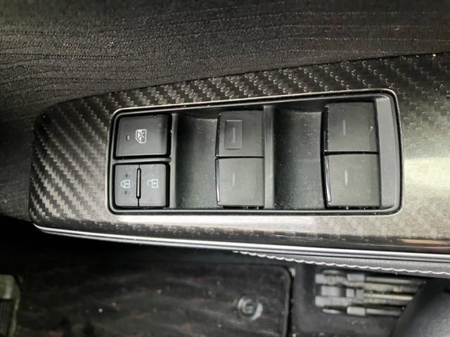 TOYOTA CROWN SEDAN HYBRID 2019 Image 31