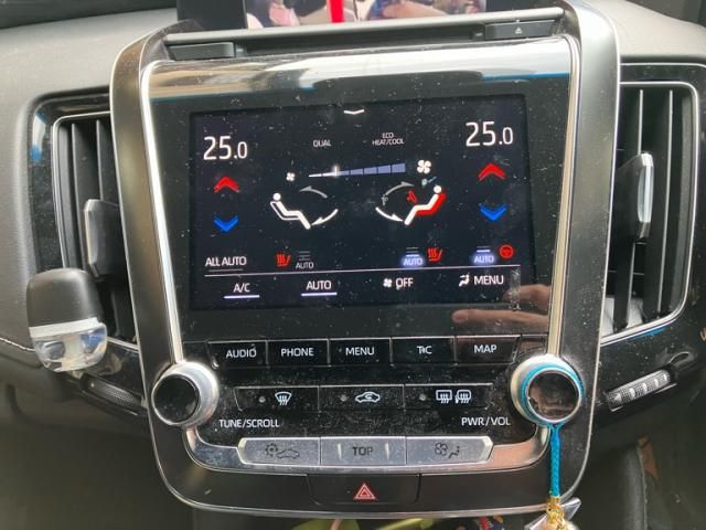 TOYOTA CROWN SEDAN HYBRID 2019 Image 31