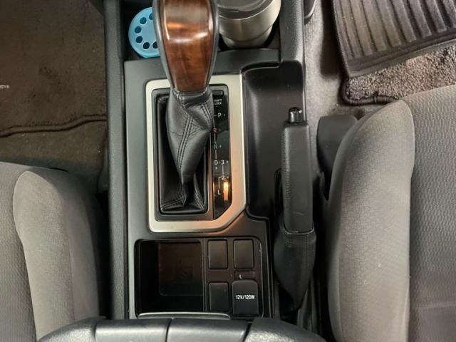 TOYOTA LANDCRUISER PRADO 2009 Image 31