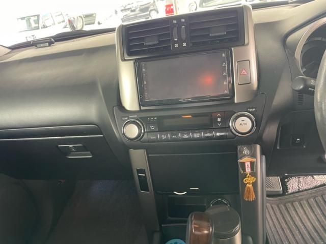 TOYOTA LANDCRUISER PRADO 2009 Image 31