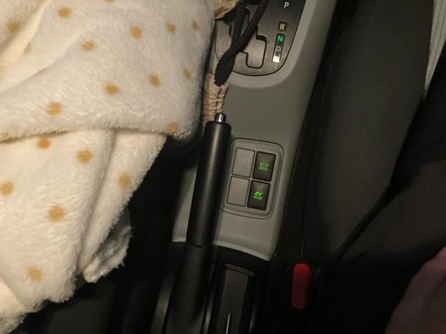 TOYOTA AQUA 2013 Image 31