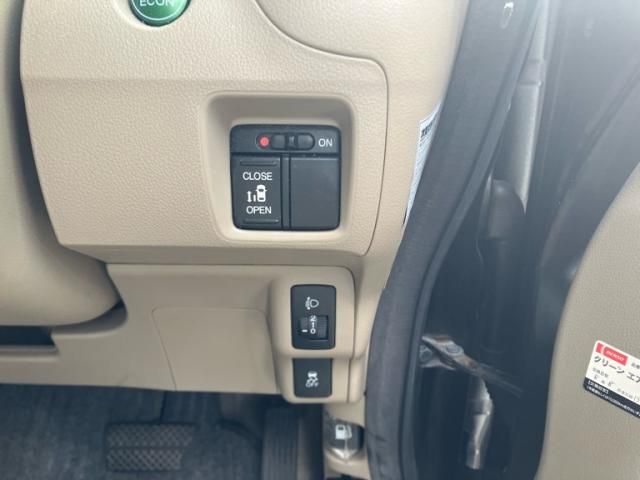 HONDA N_BOX 2012 Image 31