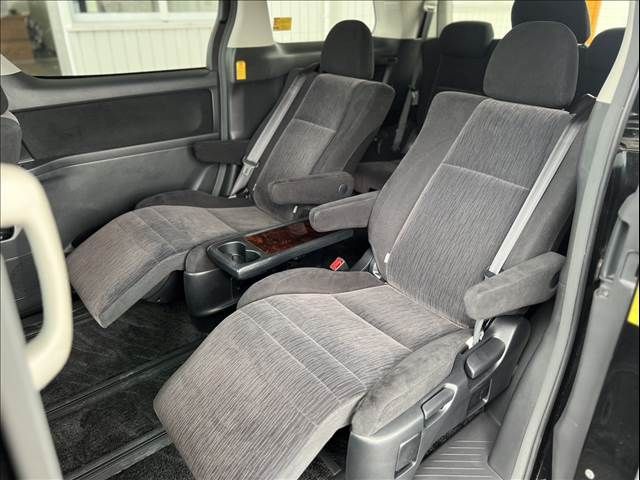 TOYOTA ALPHARD 2012 Image 31