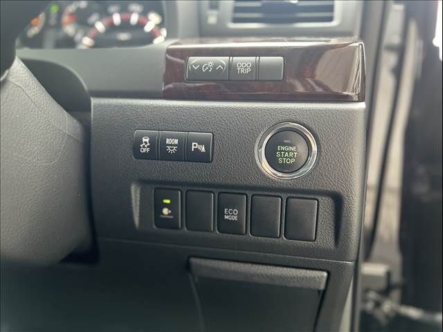 TOYOTA ALPHARD 2012 Image 31