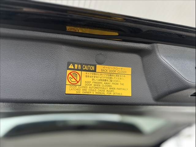 TOYOTA ALPHARD 2012 Image 31