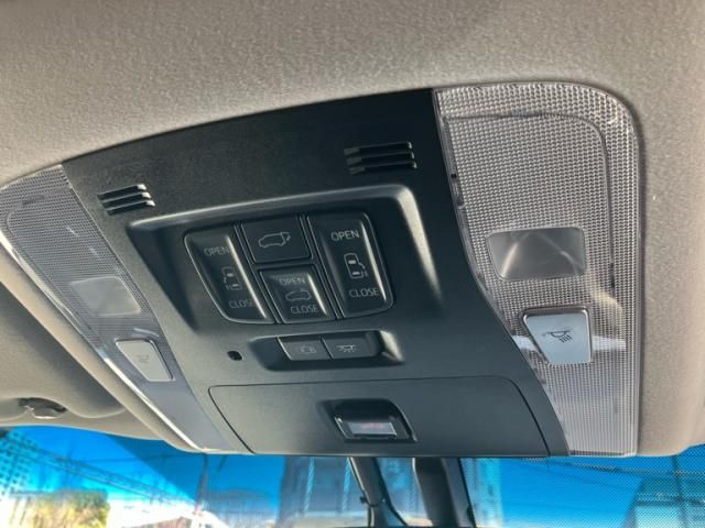 TOYOTA VELLFIRE 2015 Image 31