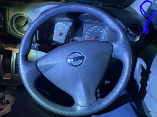 NISSAN NV350 CARAVAN 2020 Image 31