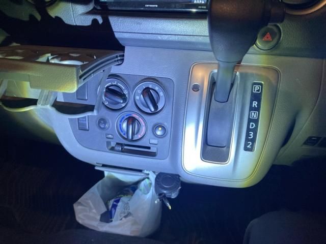 NISSAN NV350 CARAVAN 2020 Image 31