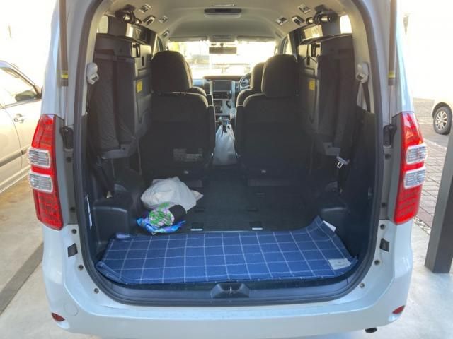 TOYOTA NOAH 2012 Image 31