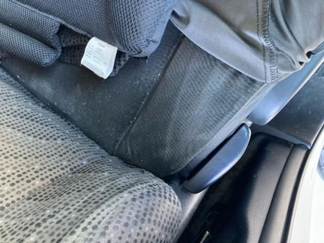 TOYOTA NOAH 2012 Image 31