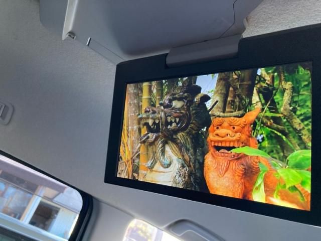 TOYOTA NOAH 2012 Image 31