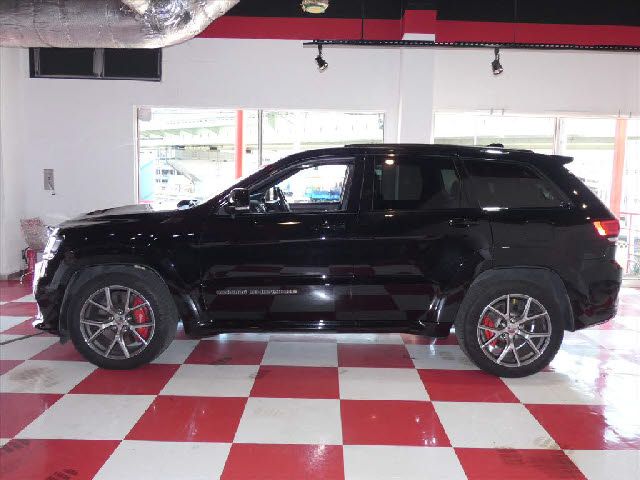 JEEP GRAND CHEROKEE 2017 Image 31