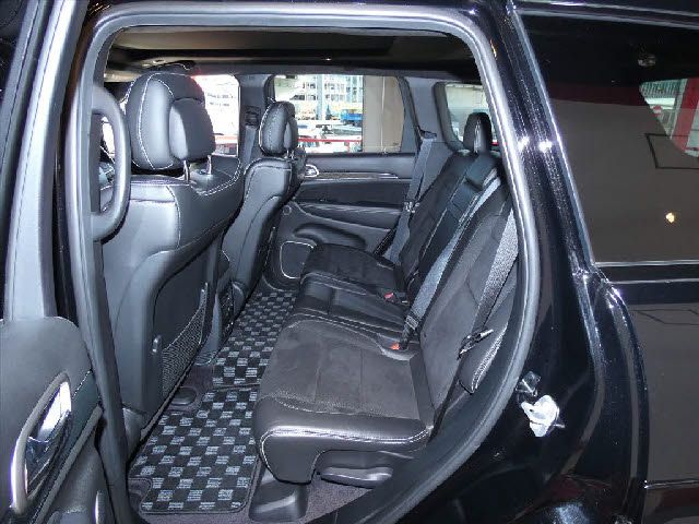 JEEP GRAND CHEROKEE 2017 Image 31