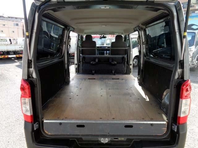 NISSAN NV350 CARAVAN 2020 Image 31