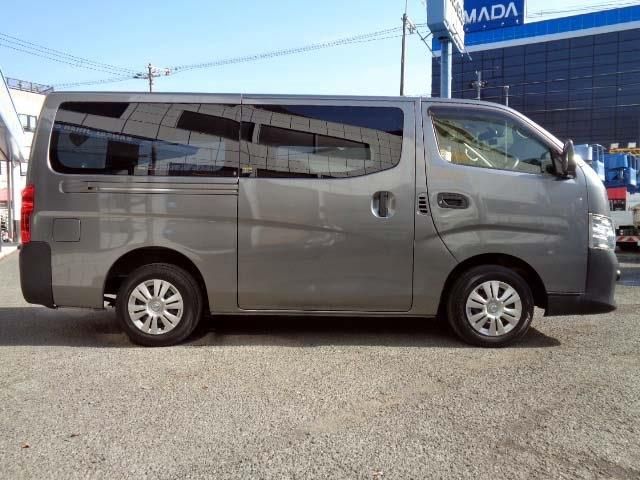 NISSAN NV350 CARAVAN 2020 Image 31