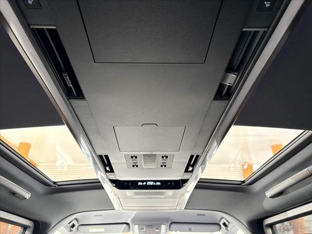 TOYOTA ALPHARD 2025 Image 31