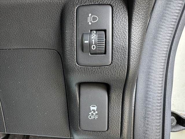 HONDA N BOX 2013 Image 31