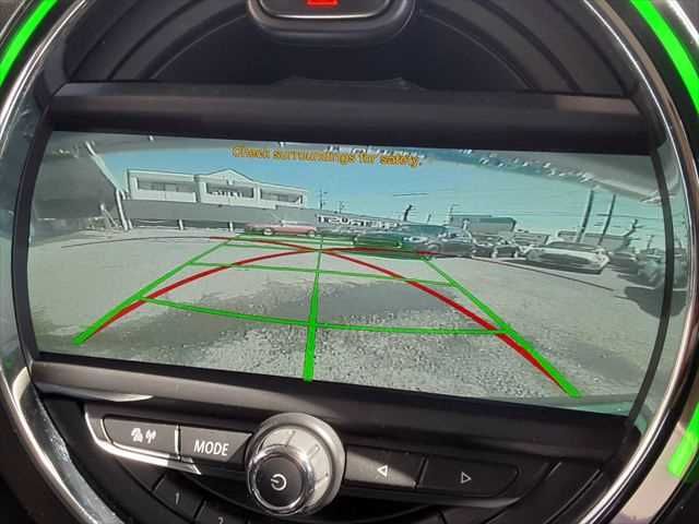 BMW MINI COOPER 5DOO 2016 Image 31