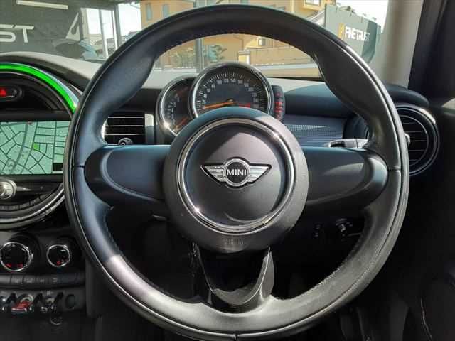 BMW MINI COOPER 5DOO 2016 Image 31