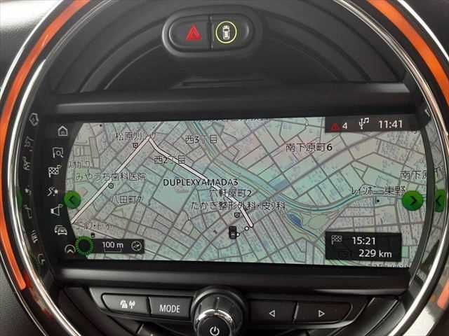 BMW MINI COOPER 5DOOR 2019 Image 31