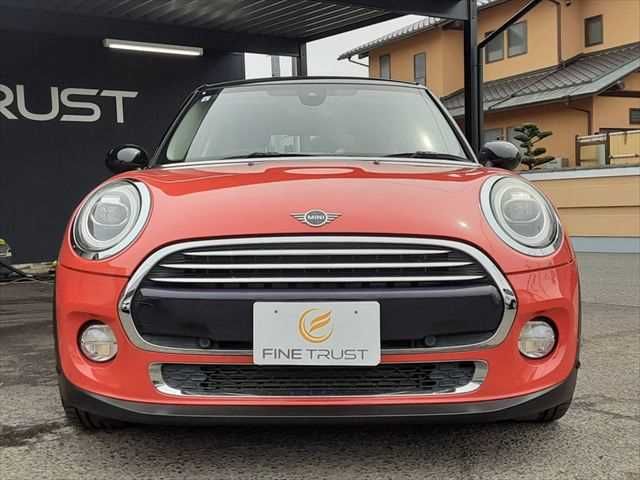 BMW MINI COOPER 5DOOR 2019 Image 31