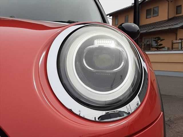 BMW MINI COOPER 5DOOR 2019 Image 31