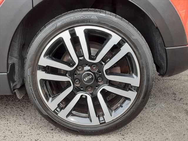 BMW MINI COOPER 5DOOR 2019 Image 31