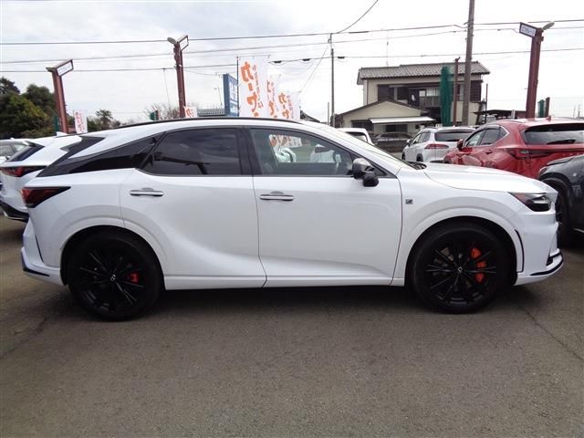 TOYOTA LEXUS RX500H 2023 Image 31