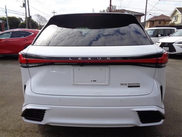 TOYOTA LEXUS RX500H 2023 Image 31