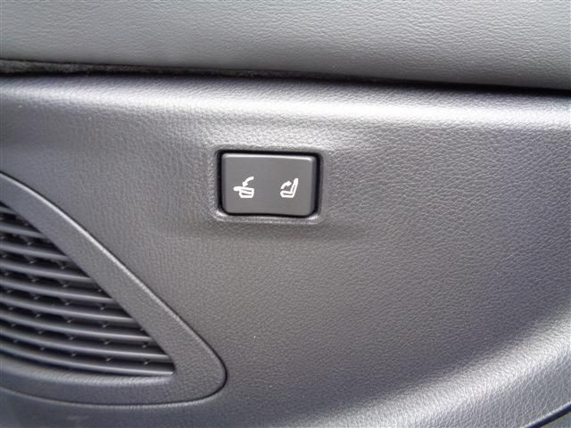 TOYOTA LEXUS RX500H 2023 Image 31