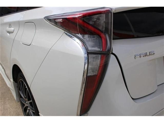 TOYOTA PRIUS 2016 Image 31