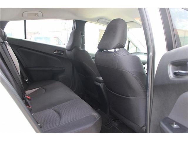 TOYOTA PRIUS 2016 Image 31