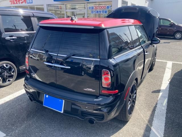 BMW MINI CLUBMAN 2014 Image 31