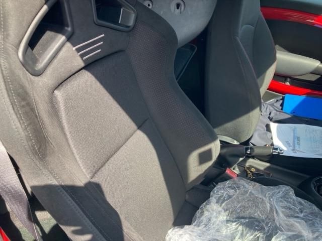 BMW MINI CLUBMAN 2014 Image 31