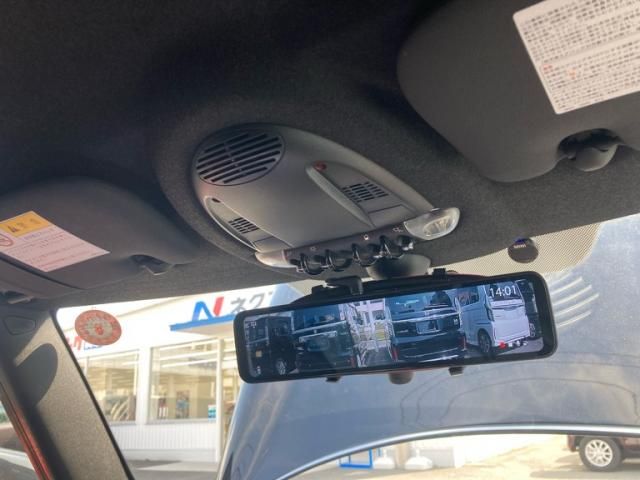 BMW MINI CLUBMAN 2014 Image 31