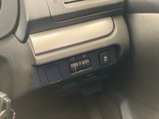 SUBARU IMPREZA SPORT 2013 Image 31