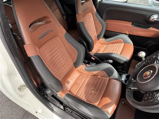 FIAT ABARTH 595 2017 Image 31