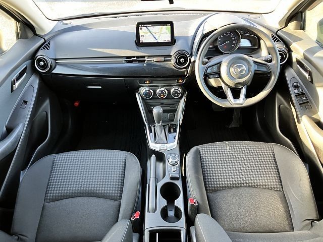 MAZDA DEMIO 2018 Image 31