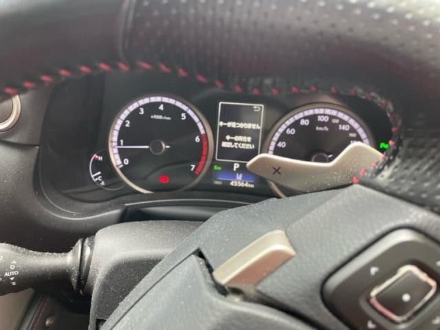 TOYOTA LEXUS NX300 2019 Image 31