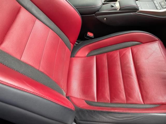 TOYOTA LEXUS NX300 2019 Image 31