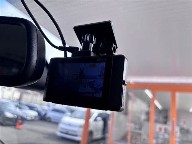 NISSAN SERENA  S-HYBRID 2014 Image 31