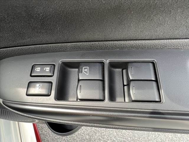 NISSAN NOTE 2015 Image 31