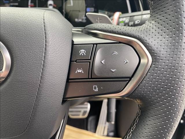 TOYOTA LEXUS RX500H 2025 Image 31