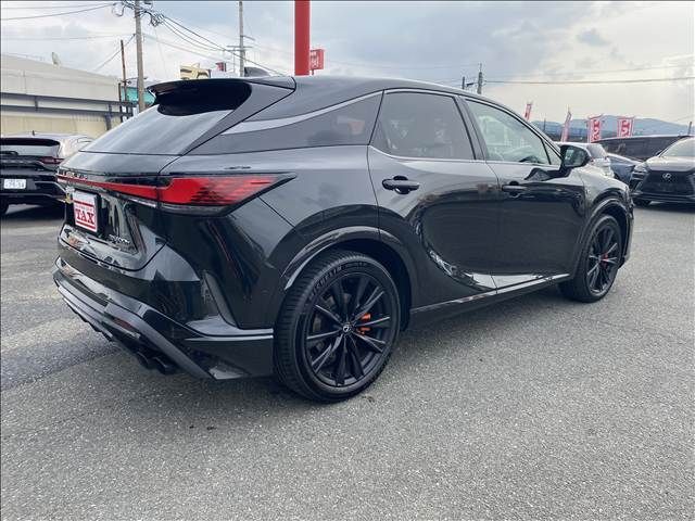 TOYOTA LEXUS RX500H 2025 Image 31