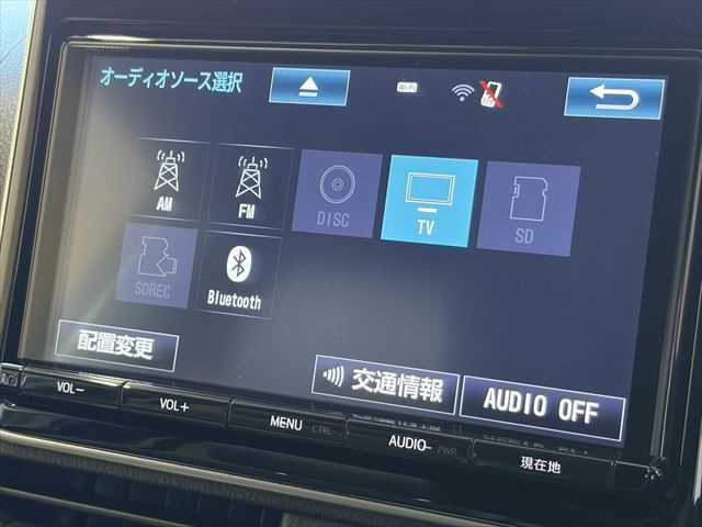 TOYOTA NOAH HYBRID 2017 Image 31