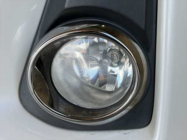 TOYOTA NOAH HYBRID 2017 Image 31