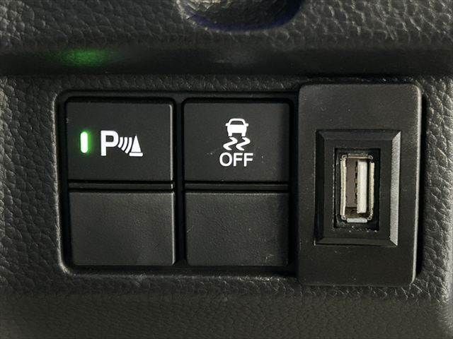 HONDA N BOX CUSTOM 2022 Image 31