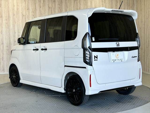 HONDA N BOX CUSTOM 2022 Image 31